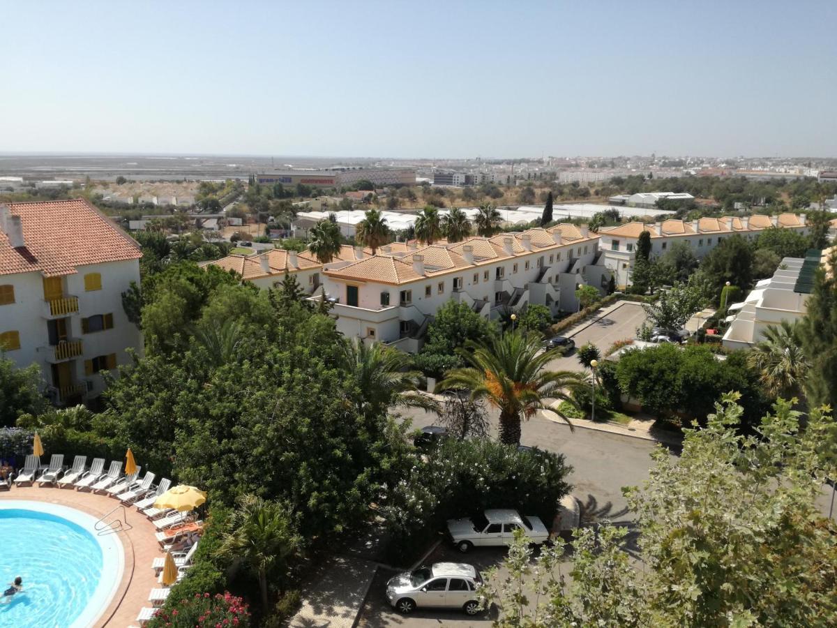 タヴィラApartamento 405 Em Urbanizacao Com Piscinasアパートメント エクステリア 写真