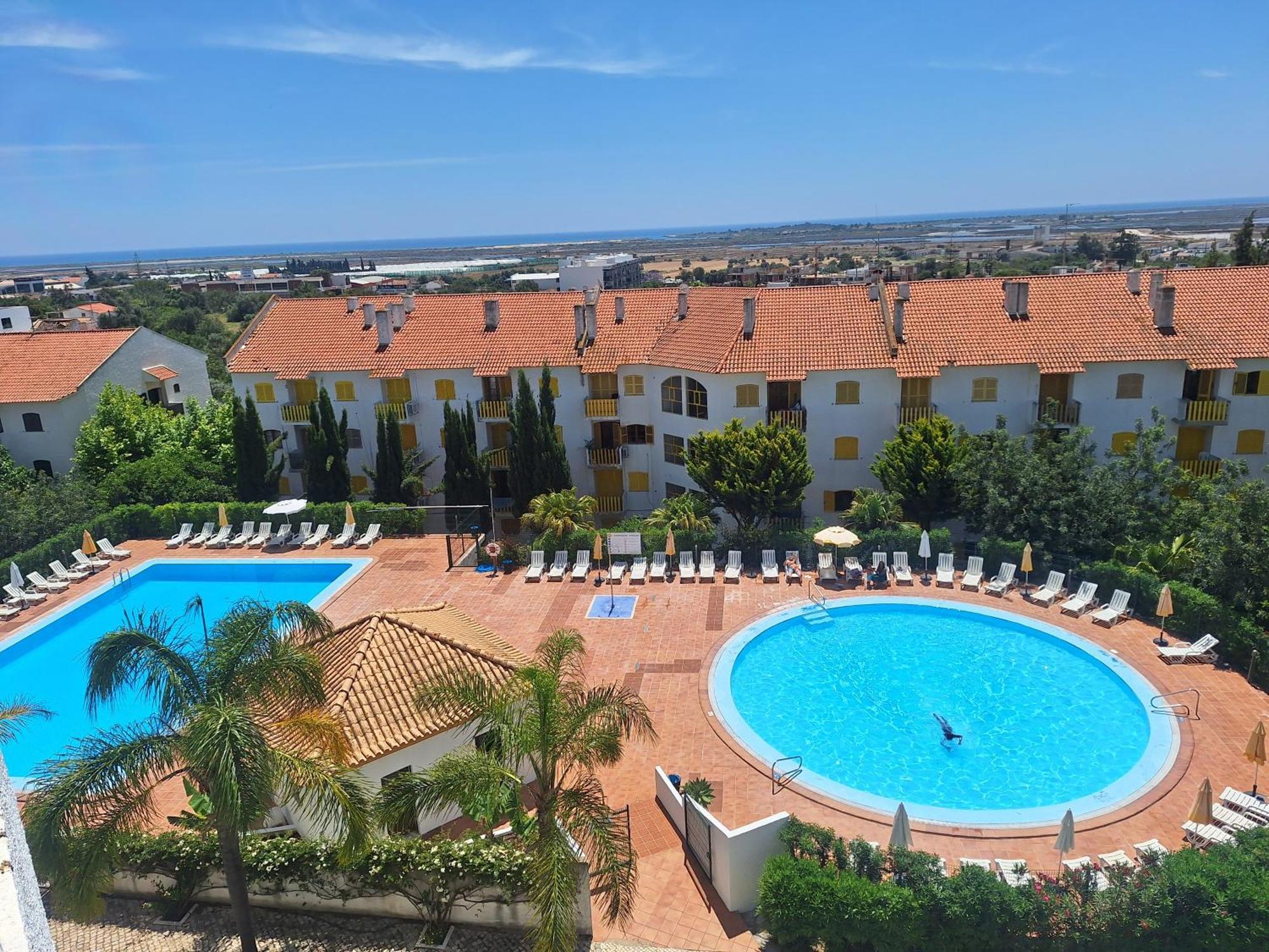 タヴィラApartamento 405 Em Urbanizacao Com Piscinasアパートメント エクステリア 写真